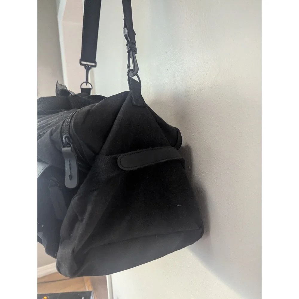 Bellaruso Black Canvas Duffel Bag Travel Weekender Shoulder Strap